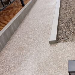 Rampe béton désactivé